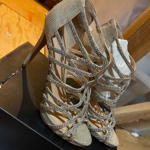 Brand new Inc bling  Heel